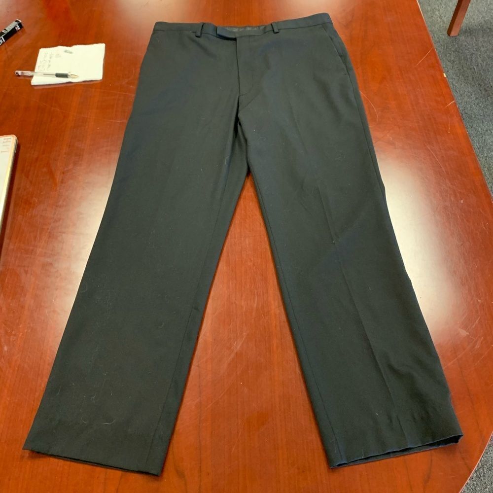 Liz Claiborne Black Flat Front Dress Pants 34/32